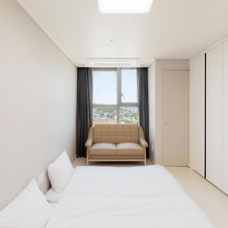 Donghae Oceancity Residence Hotel Экстерьер фото