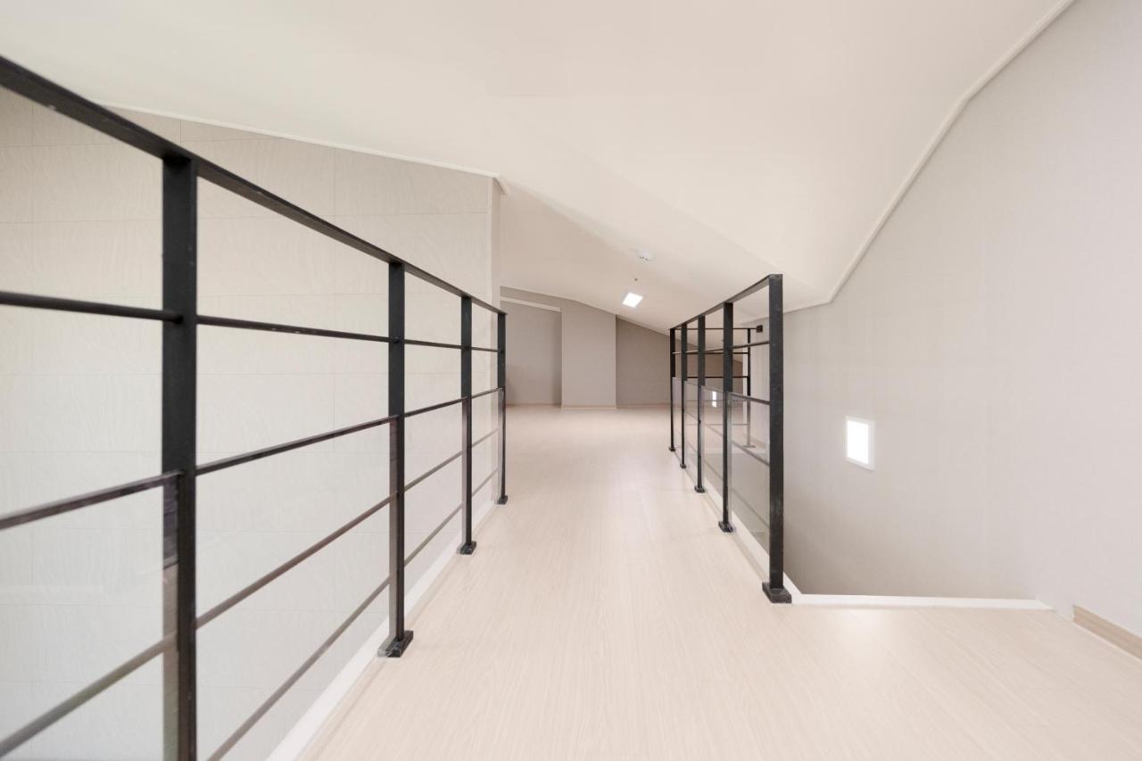 Donghae Oceancity Residence Hotel Экстерьер фото
