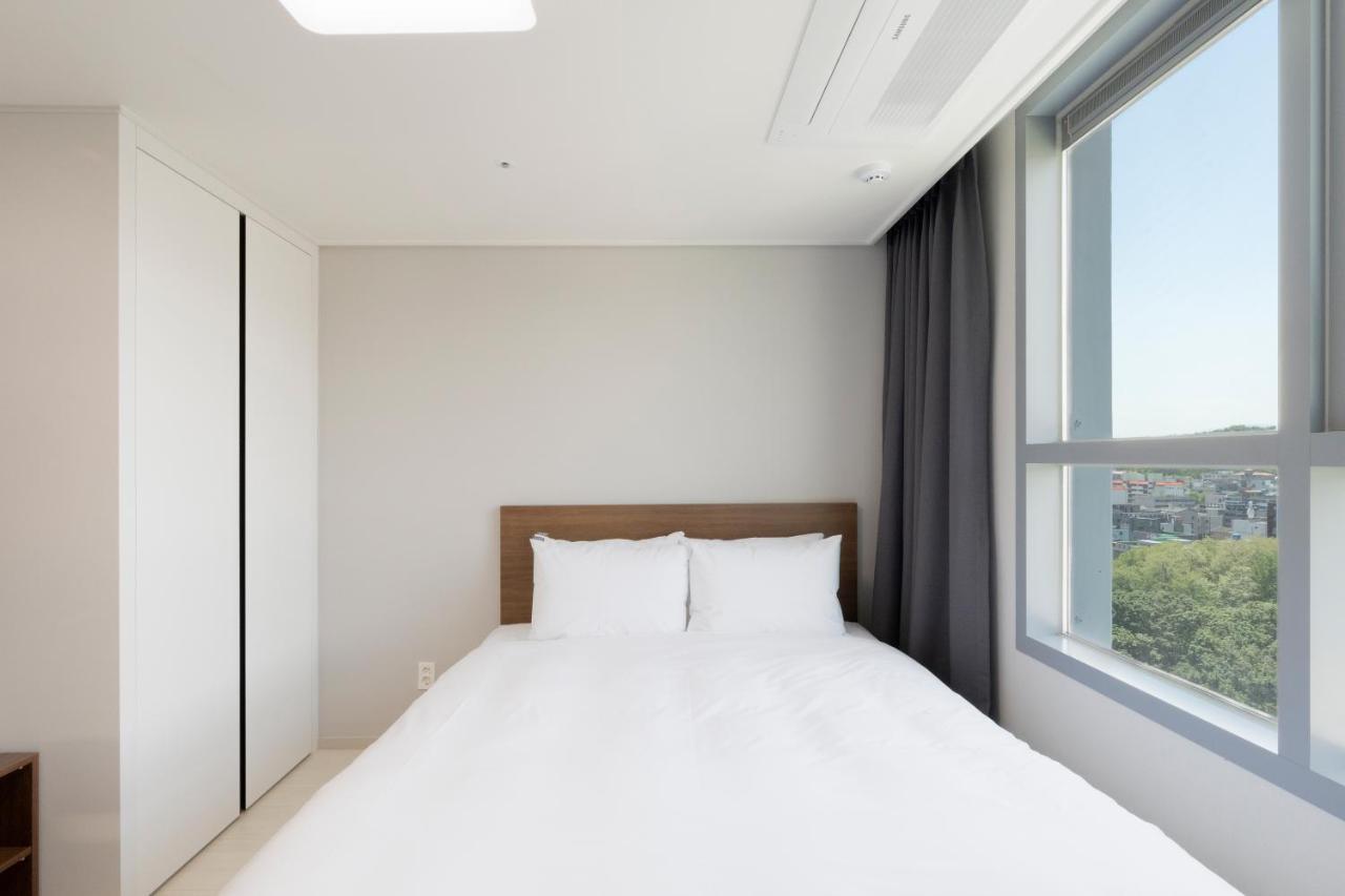 Donghae Oceancity Residence Hotel Экстерьер фото