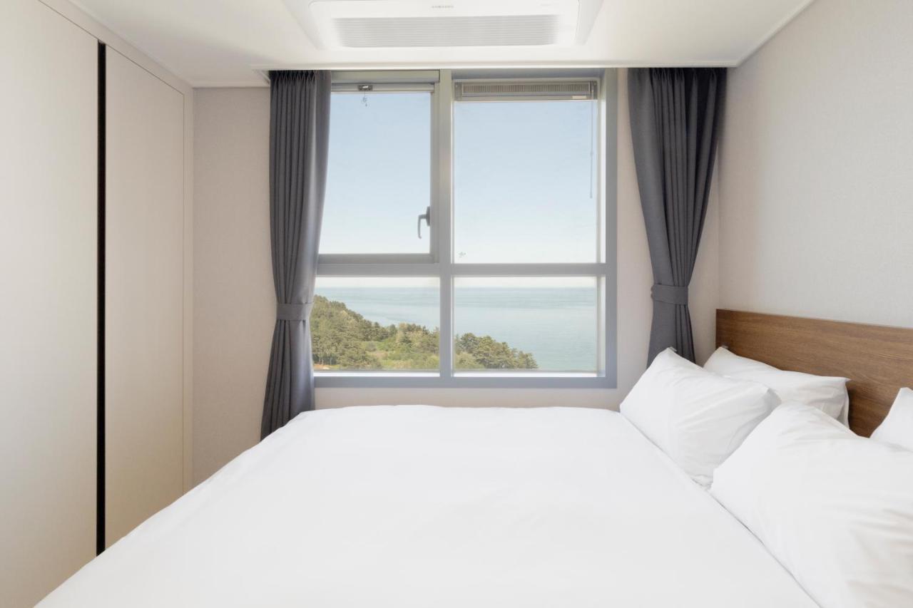 Donghae Oceancity Residence Hotel Экстерьер фото