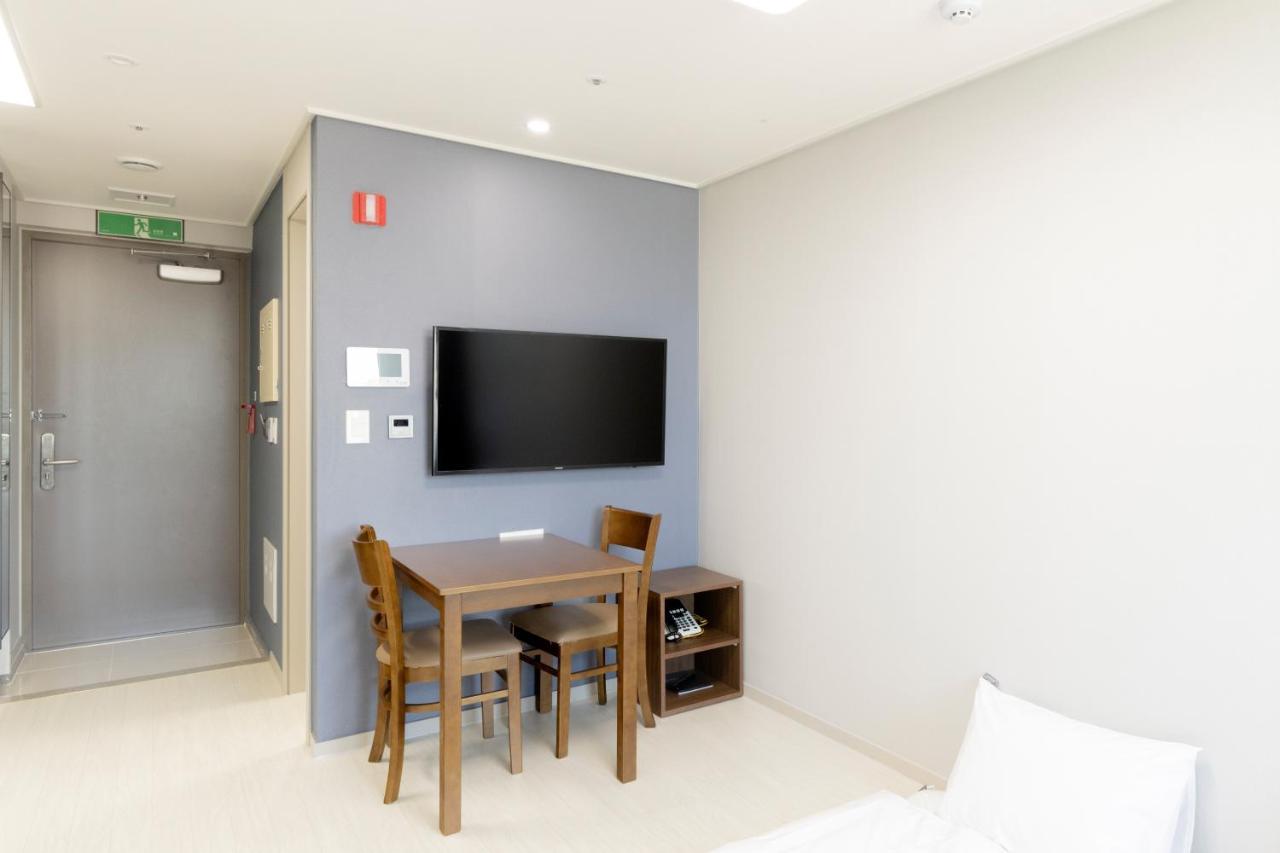 Donghae Oceancity Residence Hotel Экстерьер фото