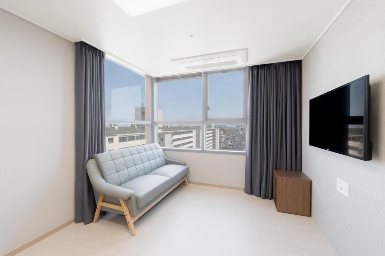 Donghae Oceancity Residence Hotel Экстерьер фото