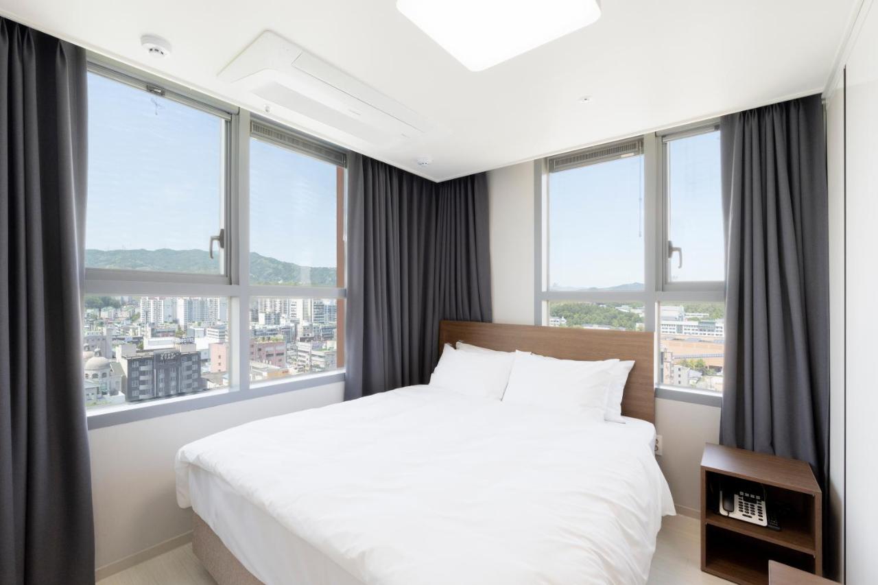 Donghae Oceancity Residence Hotel Экстерьер фото