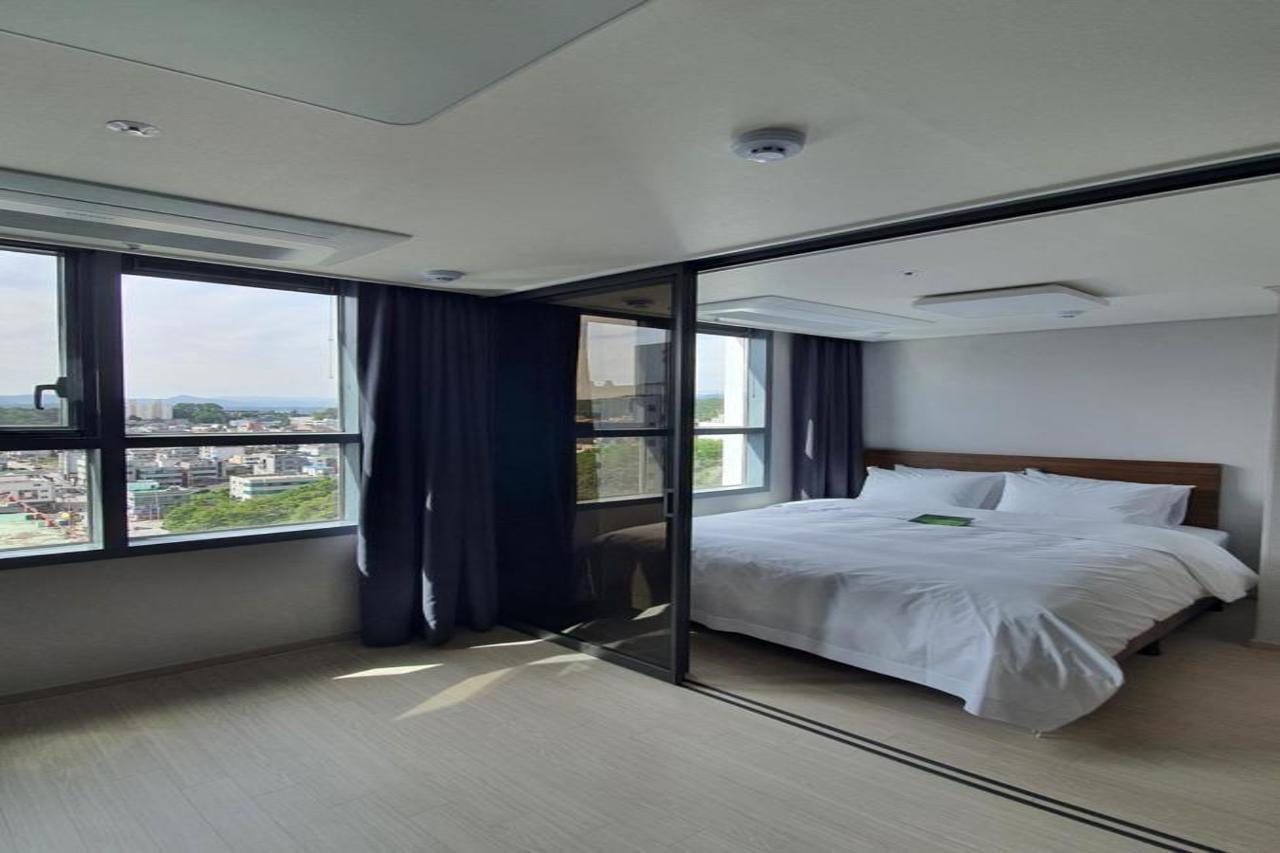 Donghae Oceancity Residence Hotel Экстерьер фото