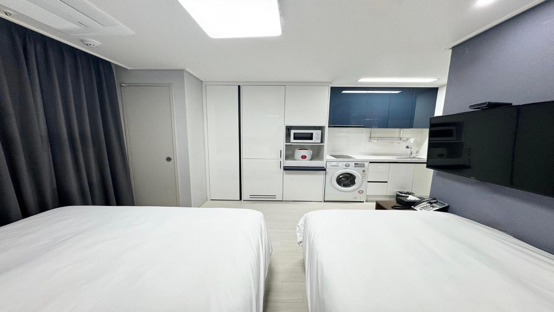 Donghae Oceancity Residence Hotel Экстерьер фото